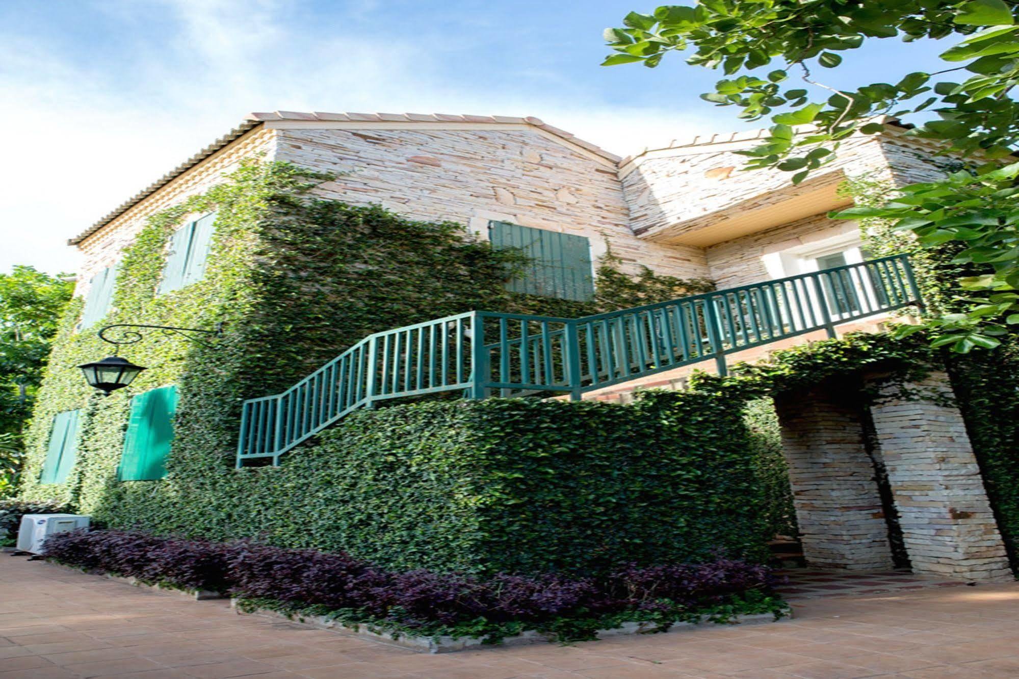 Chateau De Khaoyai Hotel & Resort Pak Chong Exteriör bild