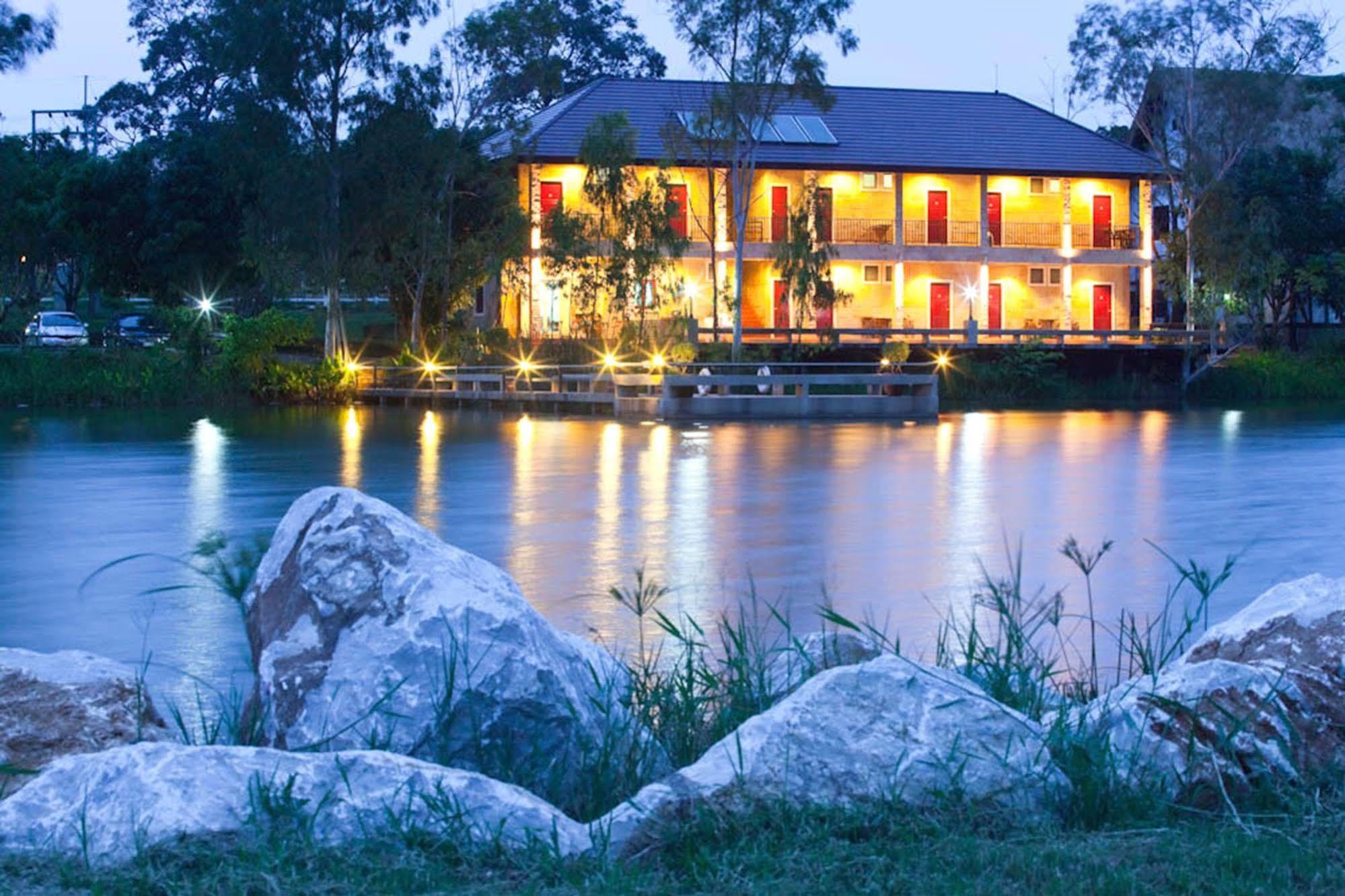 Chateau De Khaoyai Hotel & Resort Pak Chong Exteriör bild