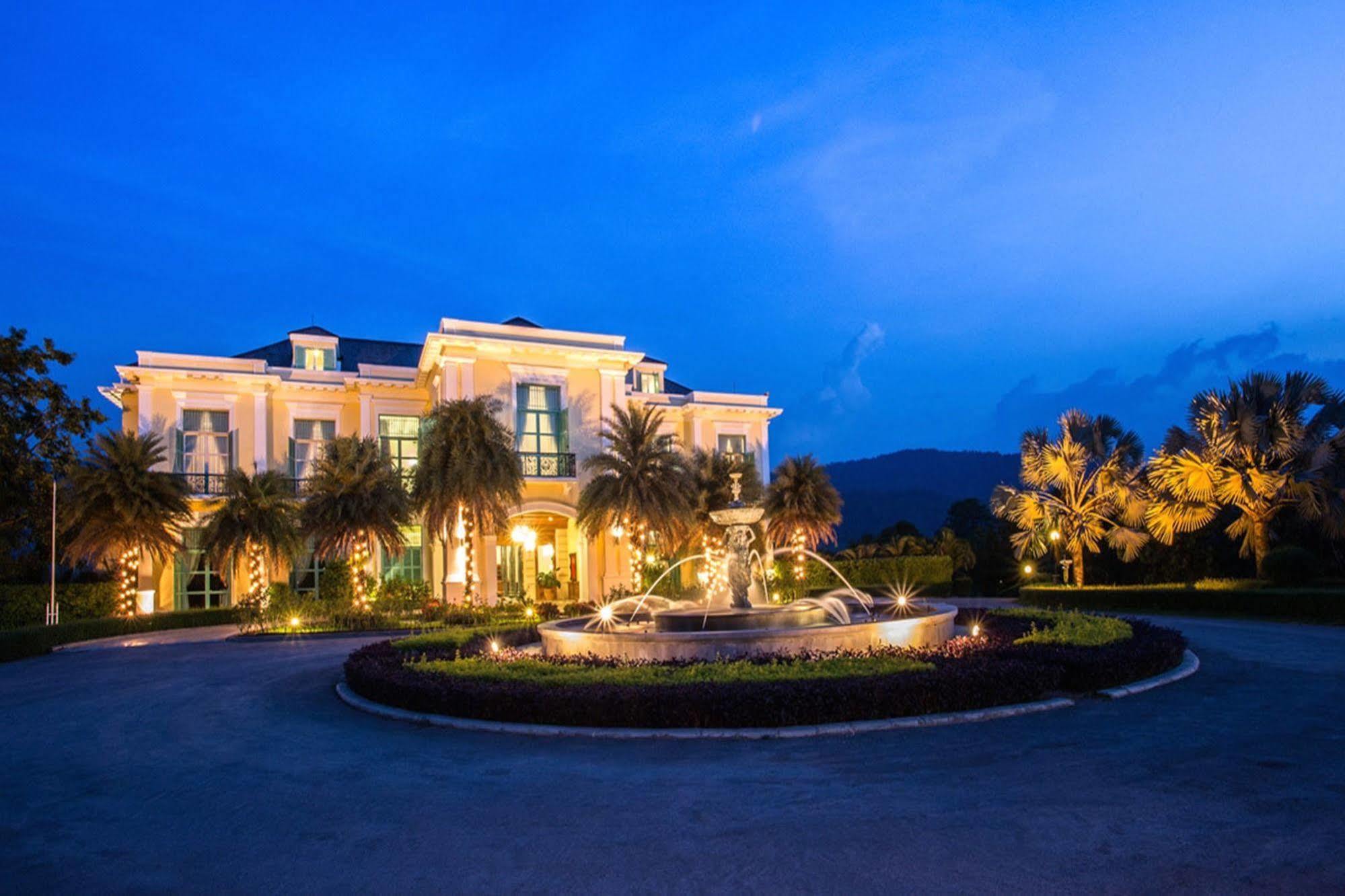 Chateau De Khaoyai Hotel & Resort Pak Chong Exteriör bild