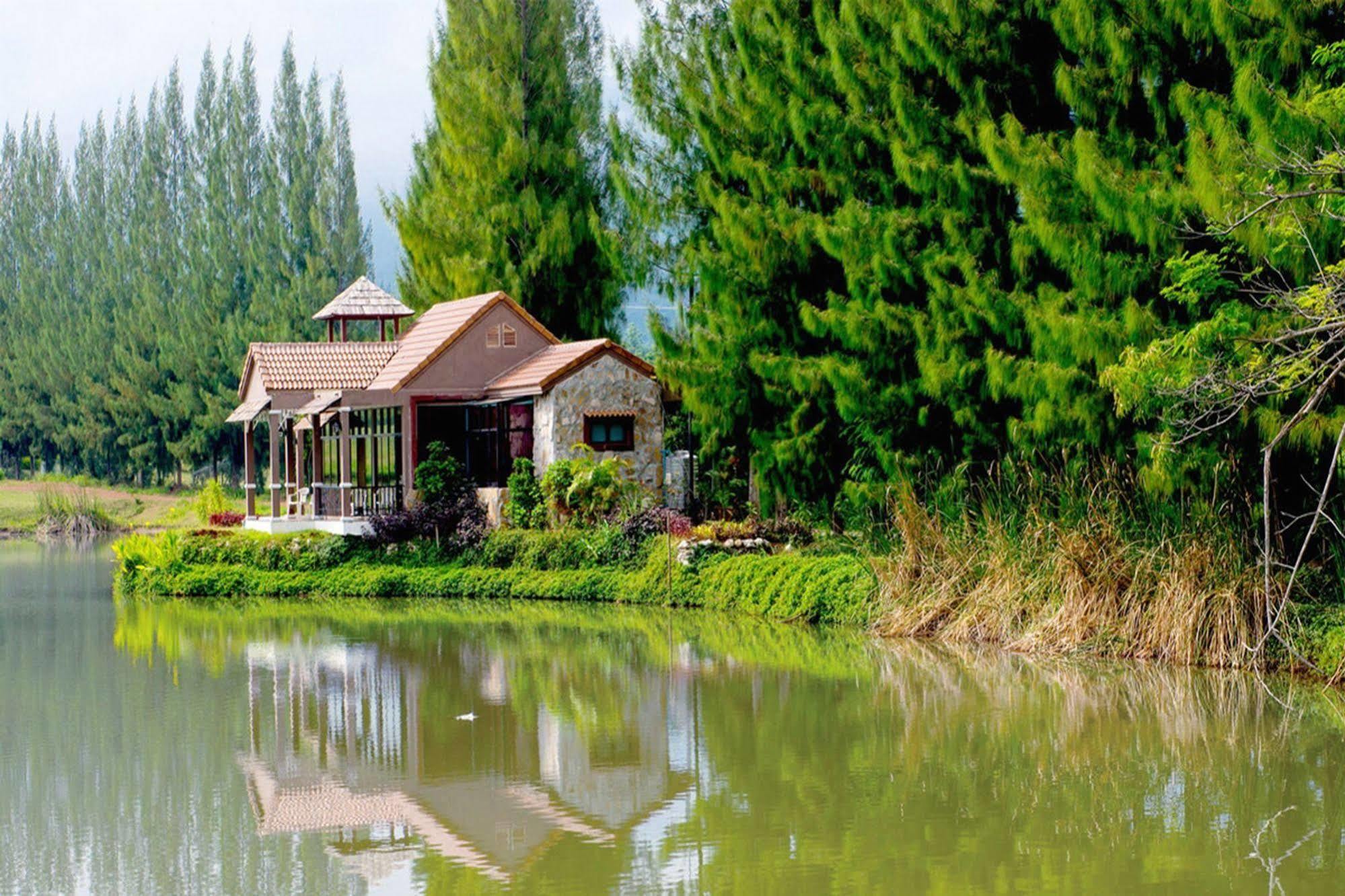 Chateau De Khaoyai Hotel & Resort Pak Chong Exteriör bild